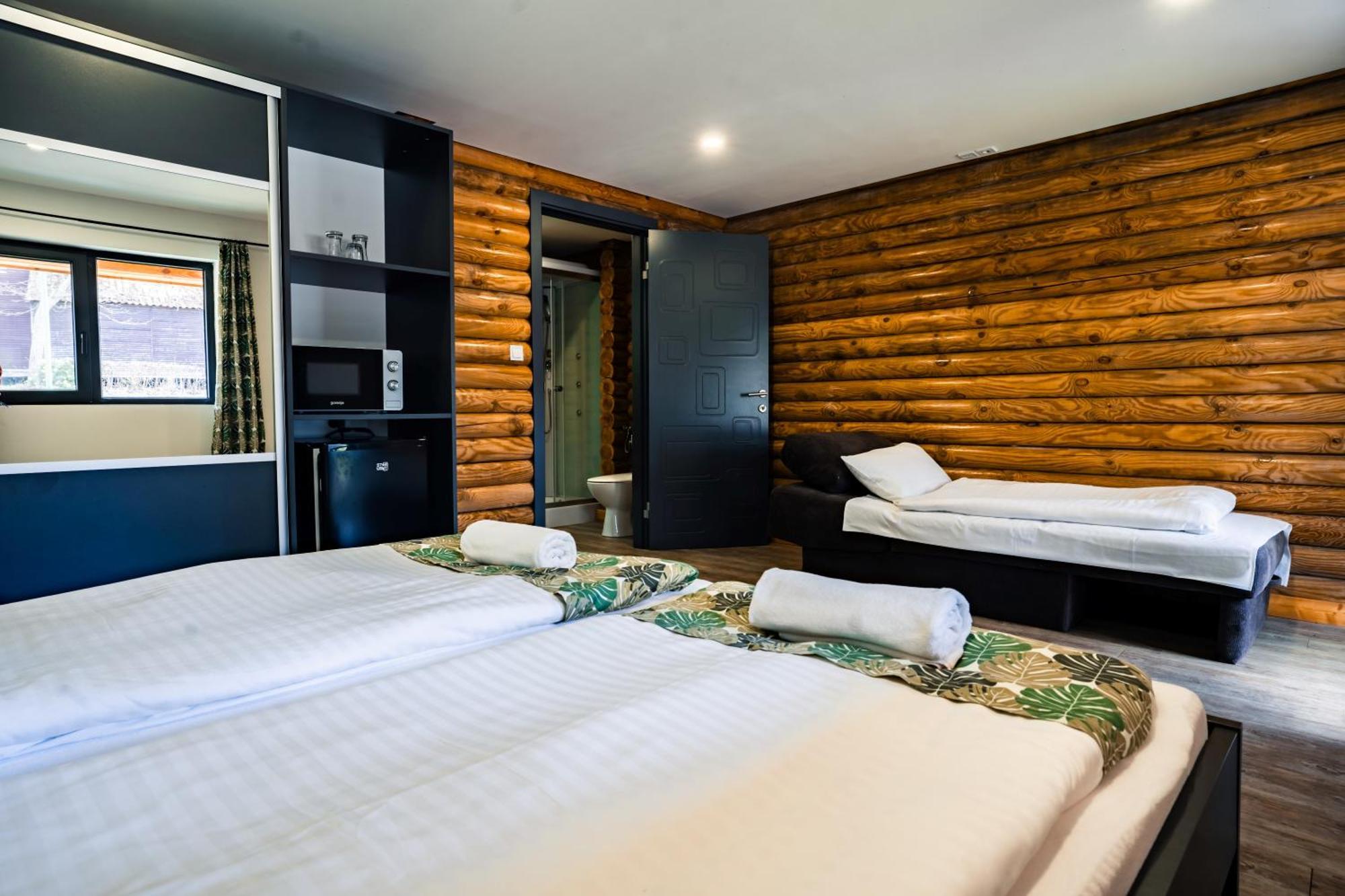 Siocamping Hotel Siofok Luaran gambar